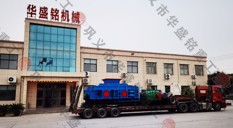液壓對輥制砂機(jī)發(fā)往湖南醴陵
